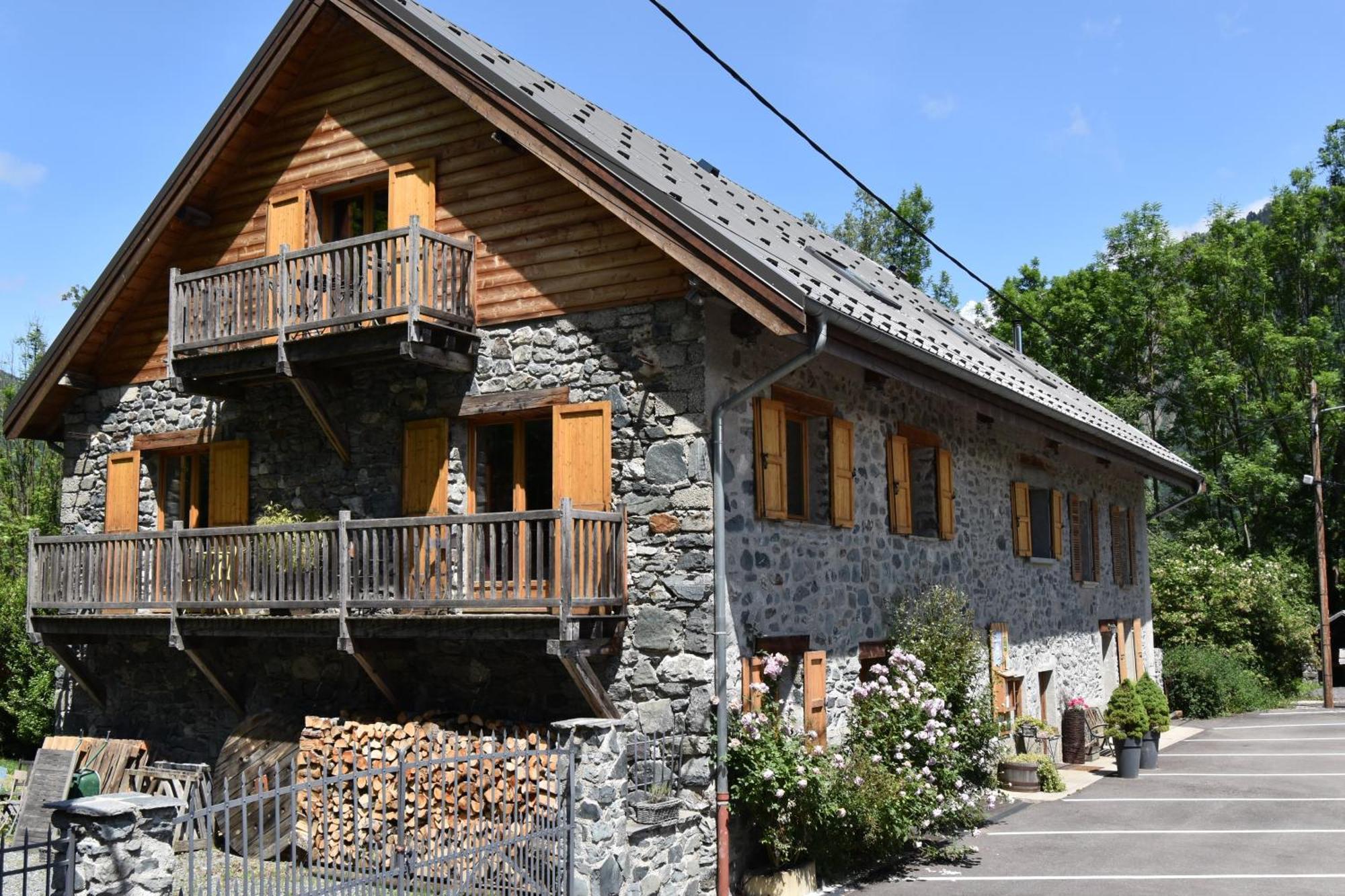 La Cle Des Bois Bed & Breakfast Le Bourg-dʼOisans Eksteriør bilde