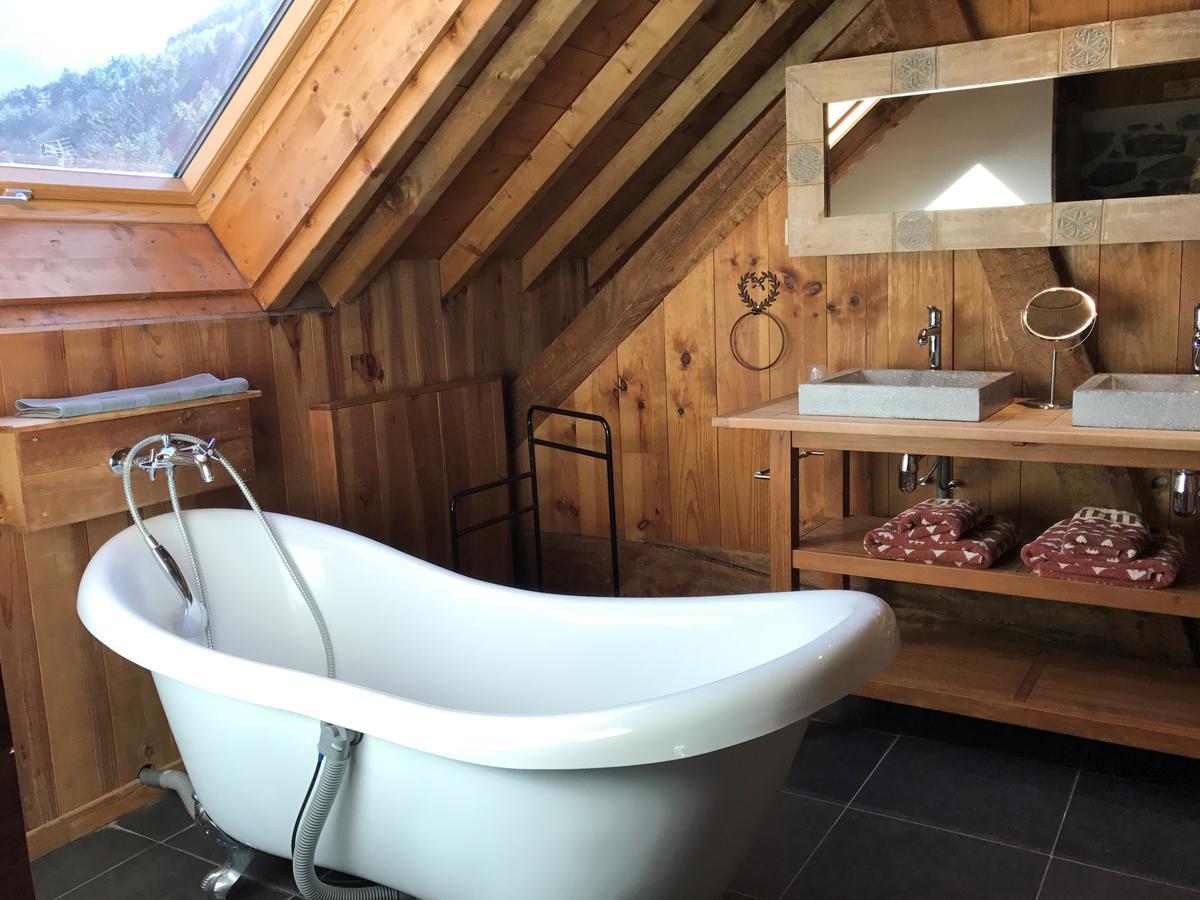 La Cle Des Bois Bed & Breakfast Le Bourg-dʼOisans Eksteriør bilde